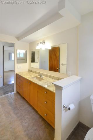 31139 Tecla Drive, Warren, MI 48088