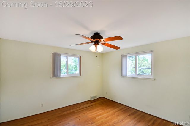 31139 Tecla Drive, Warren, MI 48088