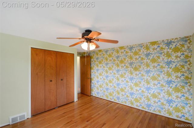 31139 Tecla Drive, Warren, MI 48088