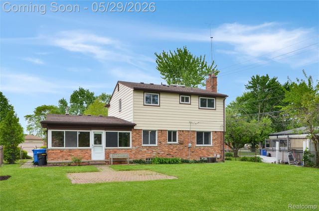 31139 Tecla Drive, Warren, MI 48088