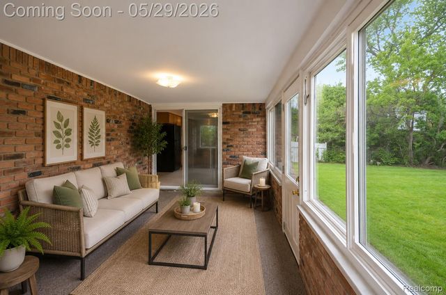 31139 Tecla Drive, Warren, MI 48088