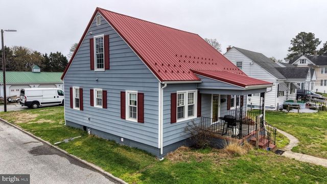 128 BROOKLYN AVE, Laurel, DE 19956