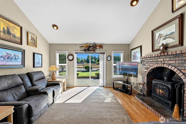 6704 224th Street E, Spanaway, WA 98387