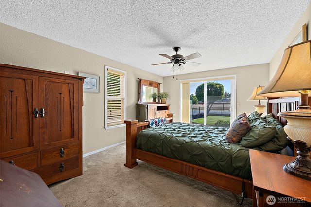 6704 224th Street E, Spanaway, WA 98387