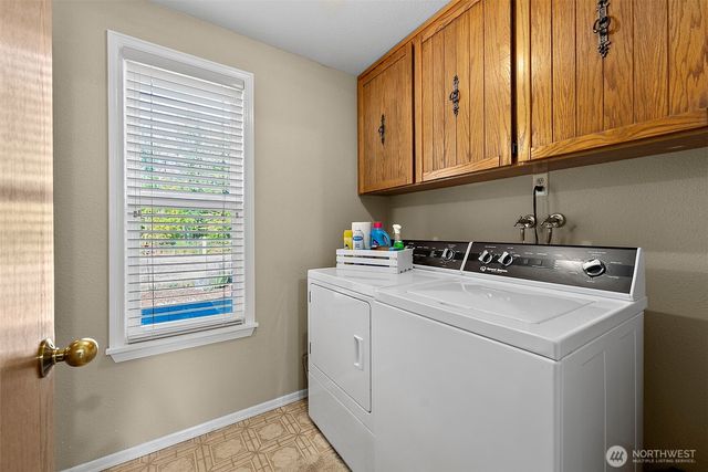 6704 224th Street E, Spanaway, WA 98387