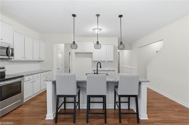 4534 Jasper Ridge Drive, Clemmons, NC 27012