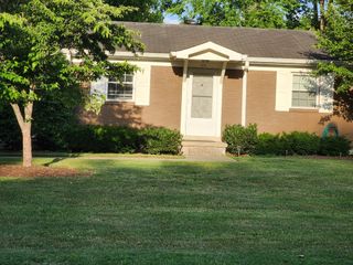 1116 Parkview Dr, Franklin, TN 37064
