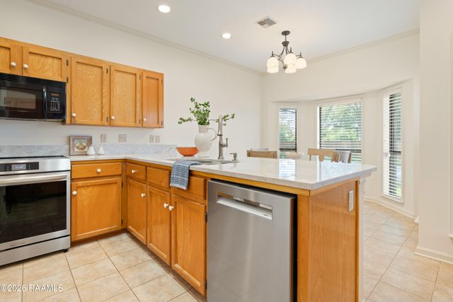 215 Tuscany Valley Drive, Lafayette, LA 70506