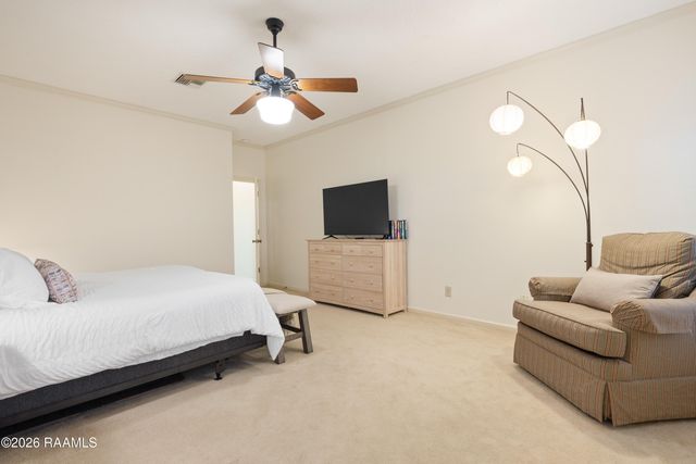 215 Tuscany Valley Drive, Lafayette, LA 70506