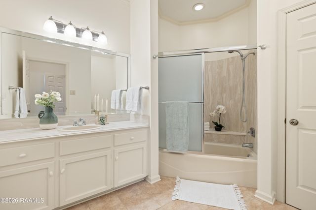215 Tuscany Valley Drive, Lafayette, LA 70506