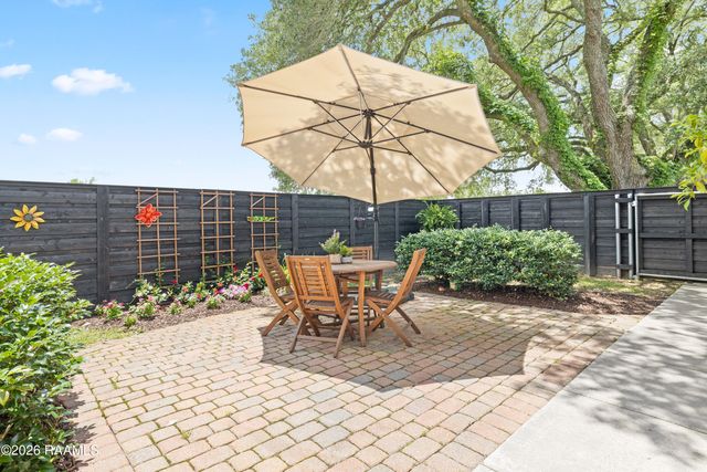 215 Tuscany Valley Drive, Lafayette, LA 70506
