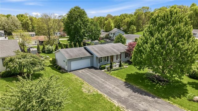 1752 Ansley Way, Salem, OH 44460