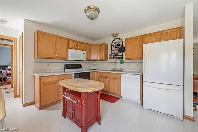 1752 Ansley Way, Salem, OH 44460