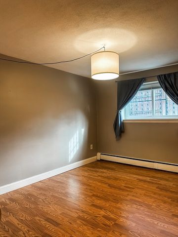425 South Huntington 1, Boston, MA 02130