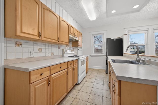 27 Algernon Street, Cornwall, NY 12518