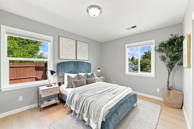 25833 Evergreen Drive, Hayward, CA 94544