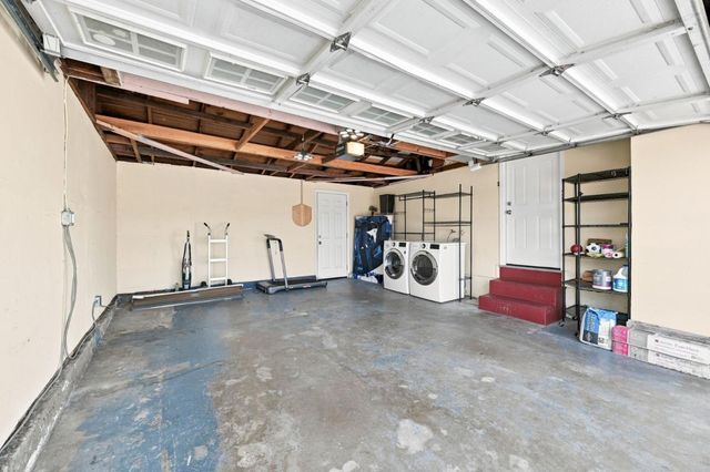 25833 Evergreen Drive, Hayward, CA 94544