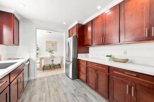 25833 Evergreen Drive, Hayward, CA 94544
