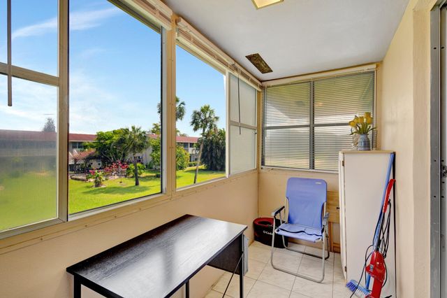 64 COVENTRY C, West Palm Beach, FL 33417