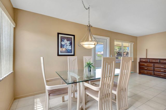 64 COVENTRY C, West Palm Beach, FL 33417