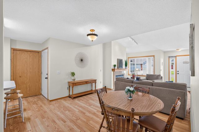 4139 Ruby Lane 74, Eagan, MN 55122