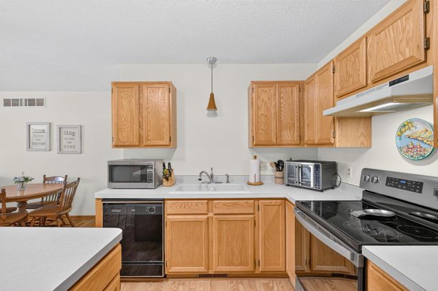 4139 Ruby Lane 74, Eagan, MN 55122