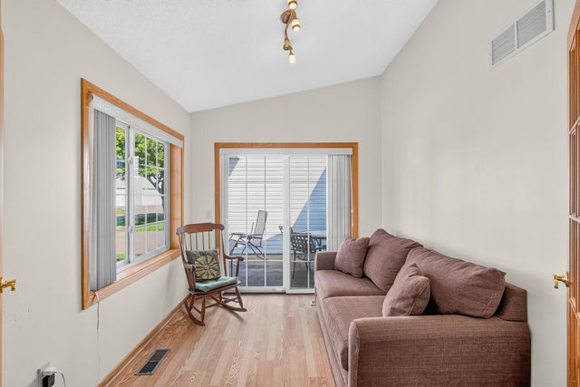 4139 Ruby Lane 74, Eagan, MN 55122