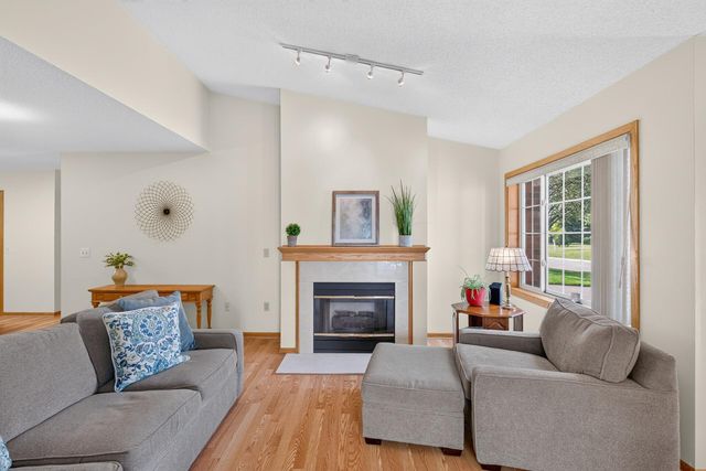 4139 Ruby Lane 74, Eagan, MN 55122