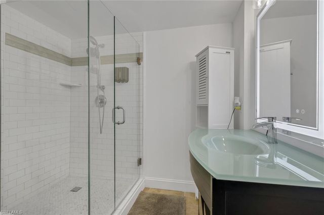 5307 Summerlin RD 708, Fort Myers, FL 33919