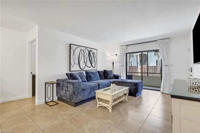 5307 Summerlin RD 708, Fort Myers, FL 33919