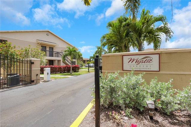 5307 Summerlin RD 708, Fort Myers, FL 33919