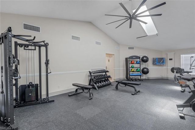 5307 Summerlin RD 708, Fort Myers, FL 33919