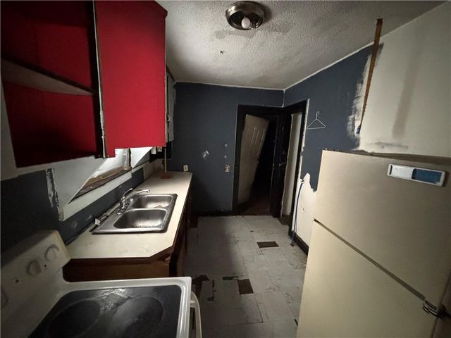 8716 Independence Avenue, Kansas City, MO 64125