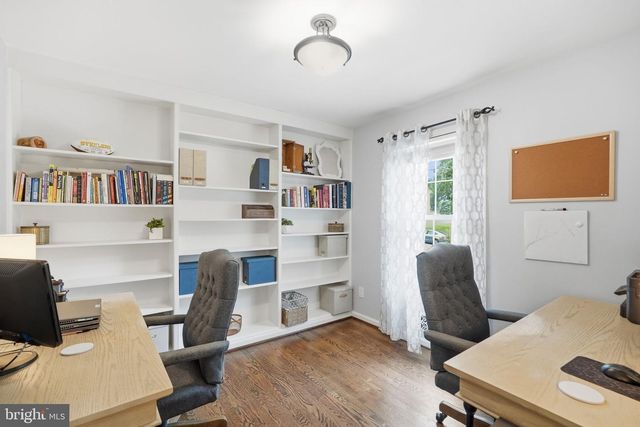 4716 HORNBEAM DR, Rockville, MD 20853