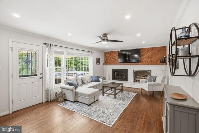 4716 HORNBEAM DR, Rockville, MD 20853