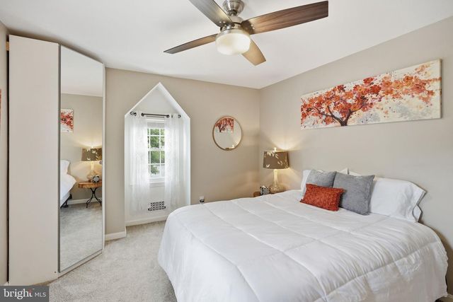 4716 HORNBEAM DR, Rockville, MD 20853