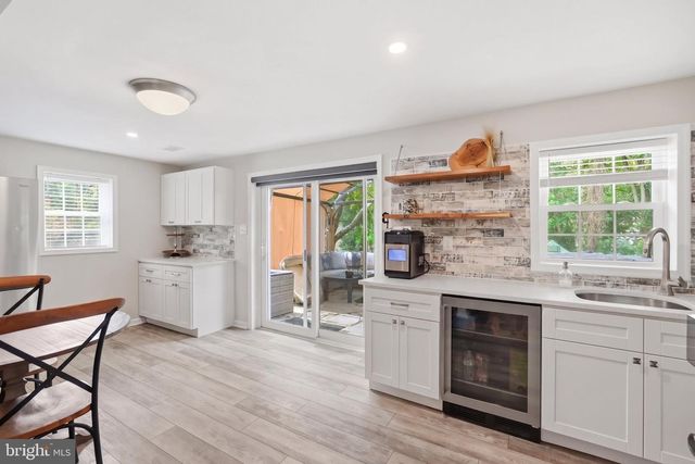 4716 HORNBEAM DR, Rockville, MD 20853