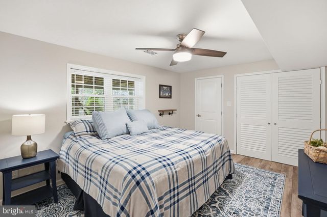 4716 HORNBEAM DR, Rockville, MD 20853