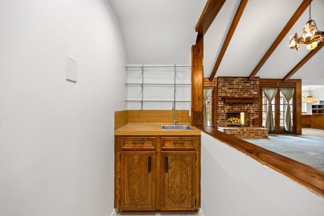 15702 Mesa Verde Drive, Houston, TX 77059