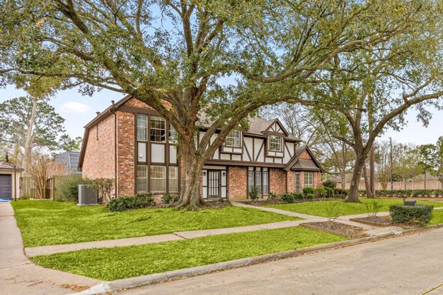 15702 Mesa Verde Drive, Houston, TX 77059