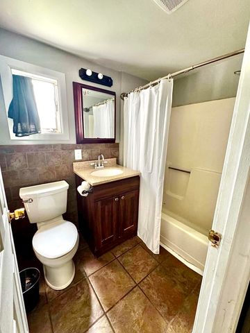 324 S Hamilton Street, Marshall City, MI 49068