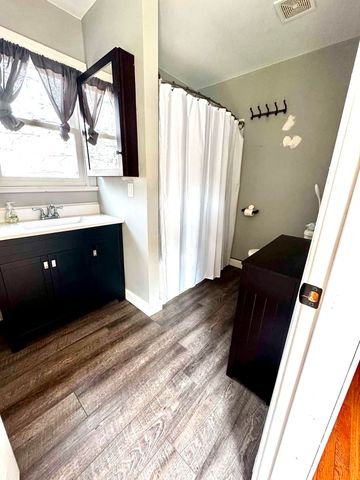 324 S Hamilton Street, Marshall City, MI 49068