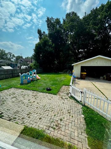 324 S Hamilton Street, Marshall City, MI 49068