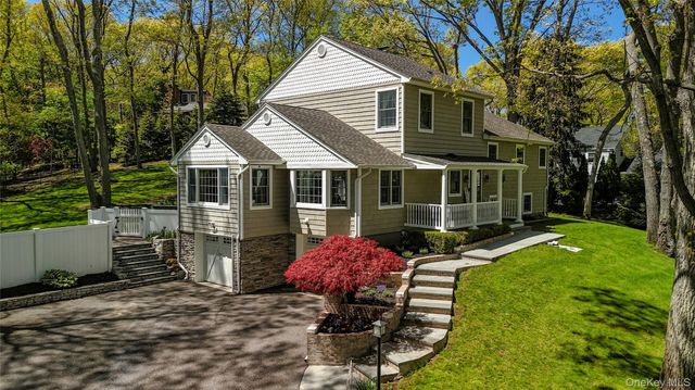 60 Woodvale Avenue, Kings Park, NY 11754