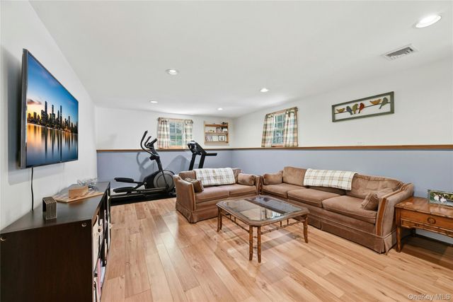 60 Woodvale Avenue, Kings Park, NY 11754
