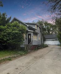 108 Hutchinson Street, Kalamazoo, MI 49001