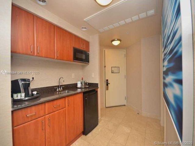 18001 Collins Avenue 2908, Sunny Isles Beach, FL 33160
