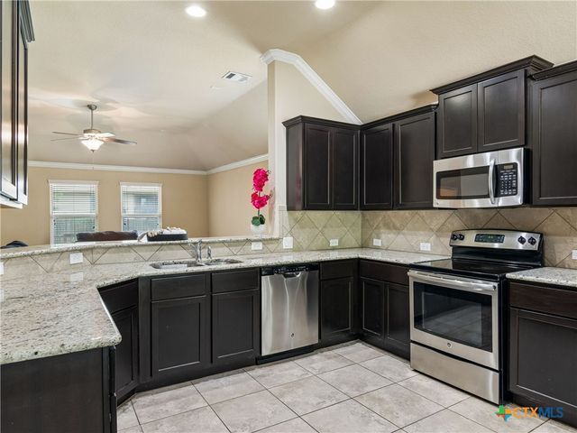 1820 Strawcove, New Braunfels, TX 78130