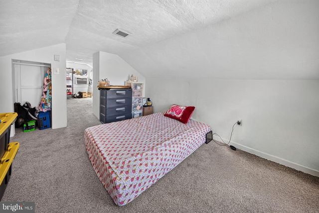 637 MANASSAS AVE, Front Royal, VA 22630