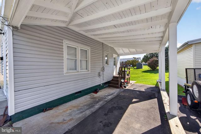 637 MANASSAS AVE, Front Royal, VA 22630